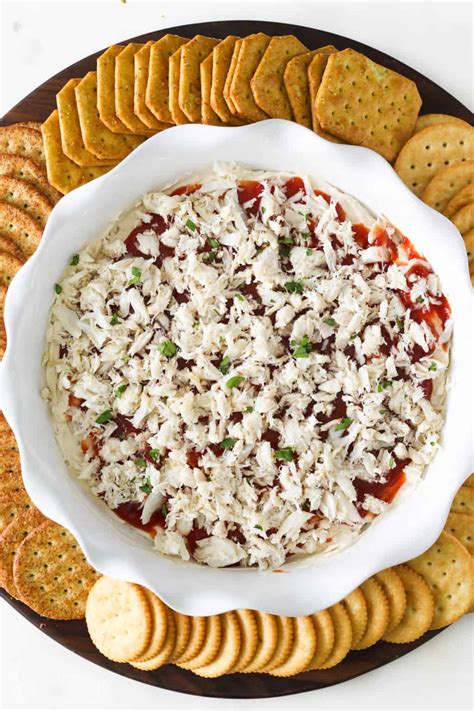 Easy Cold Crab Dip Recipe l Beyond Frosting
