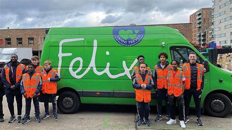 Arsenal link up with The Felix Project | Sustainability | News ...