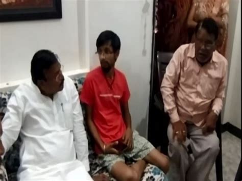 Ram Navami violence: Khargone BJP MP meets family of stone-hit teenager ...