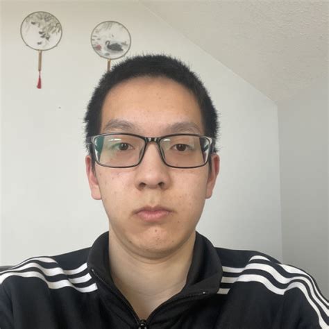 Zuoyi - Maths teacher - ₹2555/h