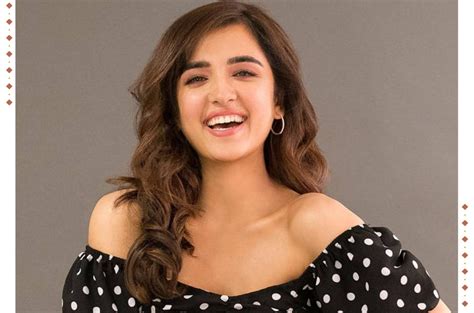 Meet Bollywood's Fashionable Singer