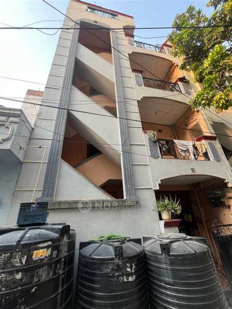 Independent House Boys hostel building near JNTU Kukatpally - Without ...