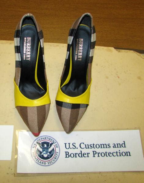 Philadelphia CBP Seizes $317,000 in Counterfeit Designer Handbags ...