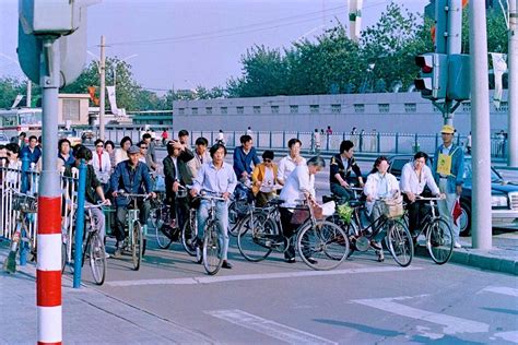 老照片：80年代中国各地街头风情(组图)-搜狐