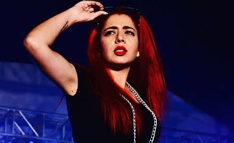 लॉरेंस बिश्वोई गैंग ने विदेशी सिंगर जैस्मीन सैंडलस को दी जान से मारने ...