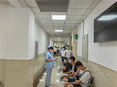 我校附属第二医院积极开展2022年秋季我市征兵体检工作-牡丹江医学院