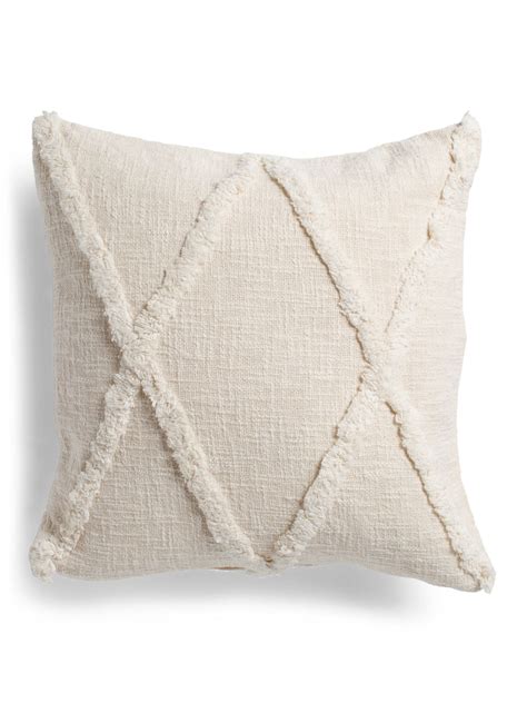 18x18 Overtufted Slub Pillow | Throw Pillows | T.J.Maxx | Throw pillows, Pillow texture, Diamond ...