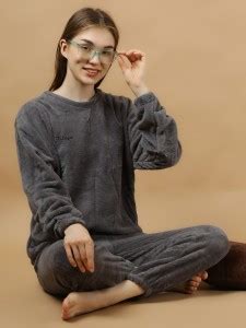 Lugo Women Solid Grey Night Suit Set Price in India - Buy Lugo Women ...