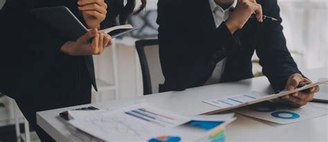 Business professionals group of young confident business people ...