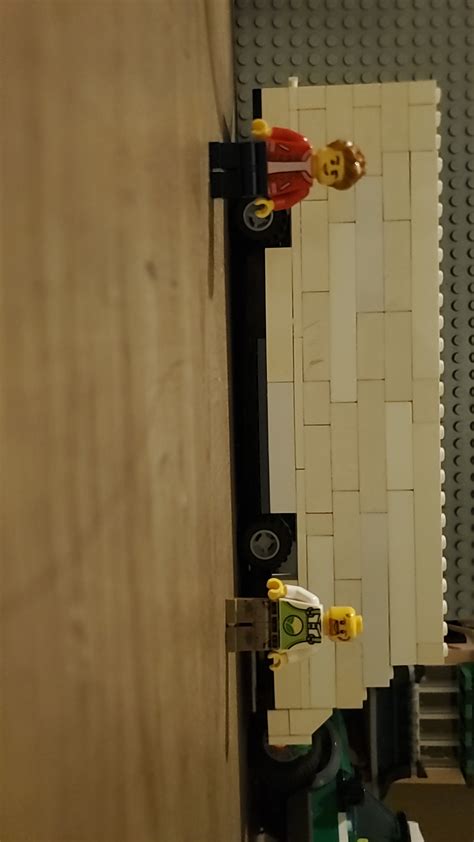 Braking LEGO Sets 的图像结果