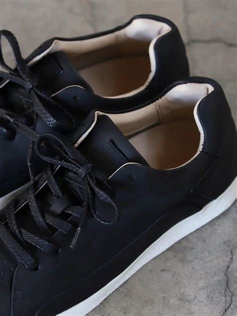 AFOUR Orongo Matt Black | CASANOVA&CO