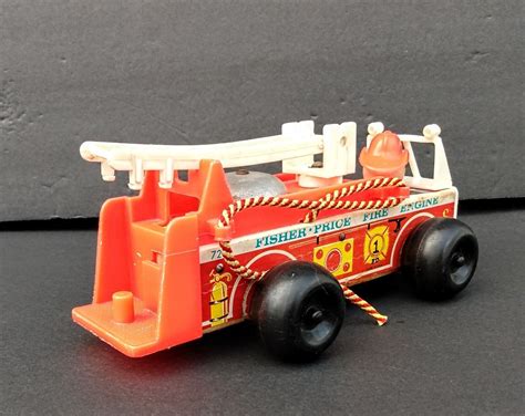 Vintage 1968 Fisher Price Little People Fire Truck Engine 720 Wood Toy ...