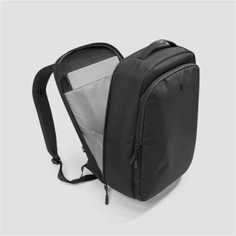 Explorer-T60 Laptop Backpack 16 Inch/22.5L-Black | TOMTOC