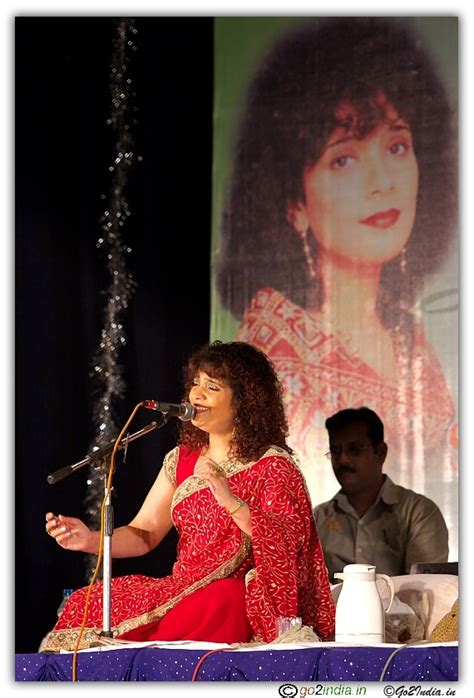 go2india.in : Pop and Ghazal singer Penaz Masani