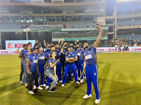 Celebrity Cricket League 2023, Match 7, C3 Kerala Strikers vs Karnataka ...