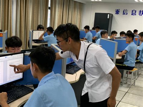 学院开展成人大专省计算机统考考前辅导 - 科研处 - 徐州机电技师学院