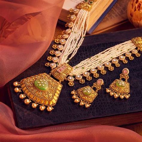 Latest Gold Necklace Designs For Wedding 2025 | South Indian Jewels