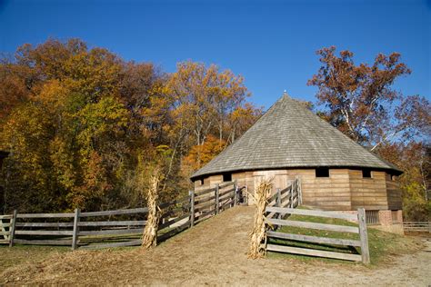 16-Sided Barn · George Washington's Mount Vernon