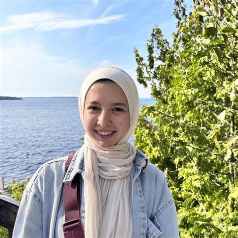 Mariam - Basic computer teacher - ₹1191/h