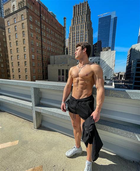 PHYSIQUE MOTIVATION – CHASE CALVIT - Monday XYZ