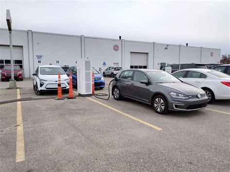 DeNooyer Chevrolet - Service | Holland, MI | EV Station