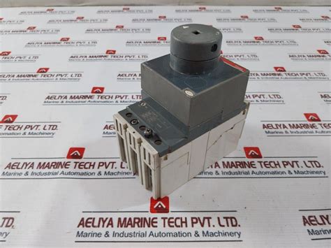 Abb T1C 160 Molded Case Circuit Breaker 50-60Hz – Aeliya Marine Tech®