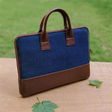Elon Laptop Sleeve - Denim SAMPLE SALE – Hamelin