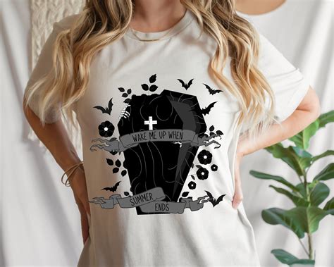 Retro Wake Me Up When Summer Ends PNG, Halloween Sublimation | Inspire ...