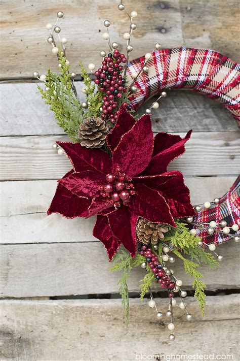 40+ DIY Christmas Wreath Ideas - How To Make a Homemade Holiday Wreath ...