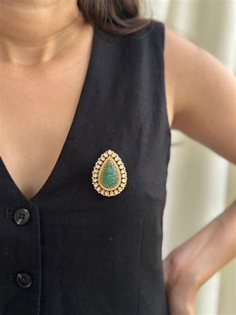 Brooches for Men & Women in India | Wedding & Statement Brooches ...