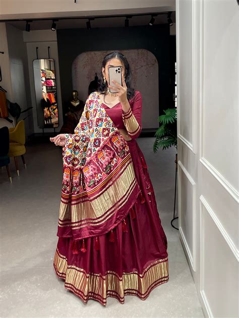 Bridal Lehenga Choli – Looknbook Art