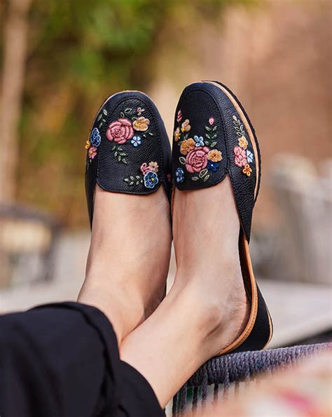 Buy Ethnic Shoes for Women Online at Fizzy Goblet