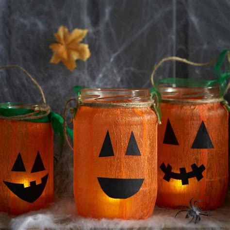 73 Easy Fun Halloween Crafts for Teens - momma teen
