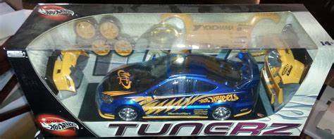 HOT WHEELS Tunerz - Acura RSX 1:18 Scale Customizable Collector Set ...