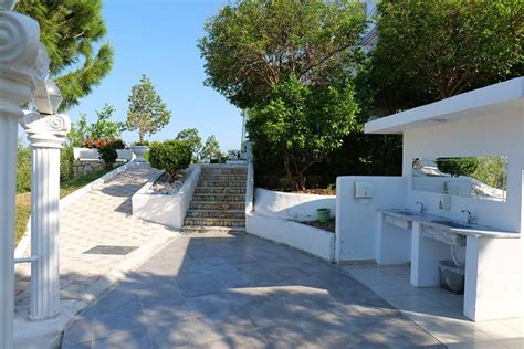 HOTEL EDVA (Vlore) - Hotel Reviews, Photos, Rate Comparison - Tripadvisor