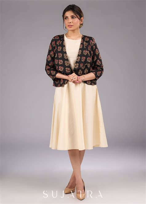 Elegant Printed Ajrakh Jacket with MirrorHand Embroidery – Sujatra