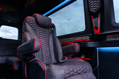 Customized Sprinter Vans 的图像结果