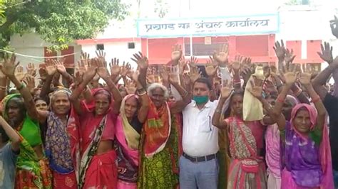 Saran: बाढ़ पीड़ितों का प्रदर्शन, दलाल कहते हैं 6000 पाने के लिए 3000 ...