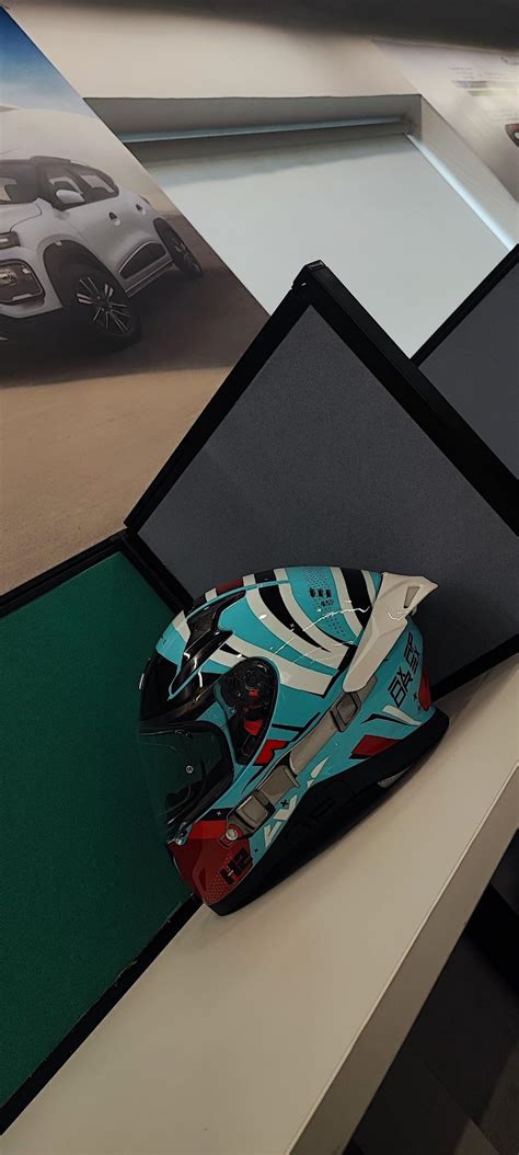 Axor Helmets Apex Hex-2 Helmet (Hex Blue Red, Medium) : Amazon.in: Car ...