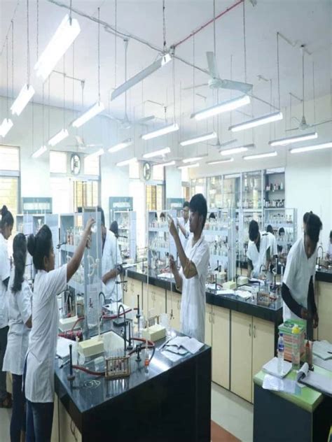 Karaleeya Samajam Dombivli Model College, Thane: Courses, Fees ...