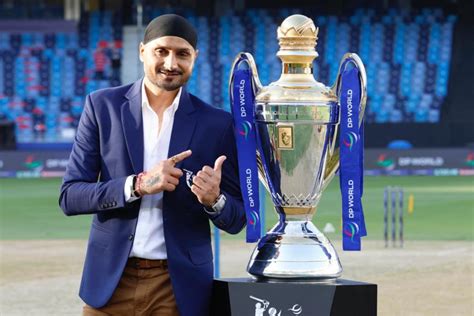 It’s a team game: Harbhajan Singh schools MS Dhoni fan THE NEW INDIAN ...