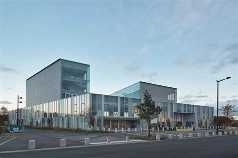 Review Trường Đại học Tổng hợp Bách khoa Hauts-de-France (UPHF ...