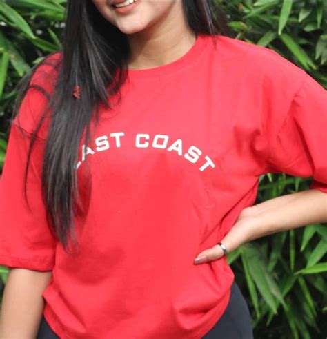 Drop Shoulder Slogan Graphic Crop Oversized Tee(East Coast) - Red – Aafrose
