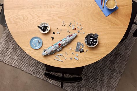 LEGO Star Wars Home One Starcruiser Buildable Starship 75405 Building ...