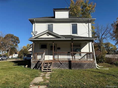 34 Liberty St, Pontiac, MI 48341 | Homes.com