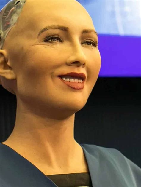 Realistic Humanoid Robots 的图像结果