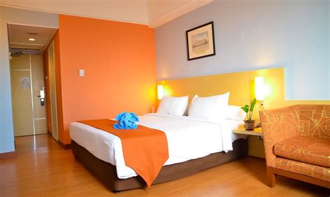 ARCADIA SURABAYA HOTEL (Java) - Hotel Reviews, Photos, Rate Comparison ...