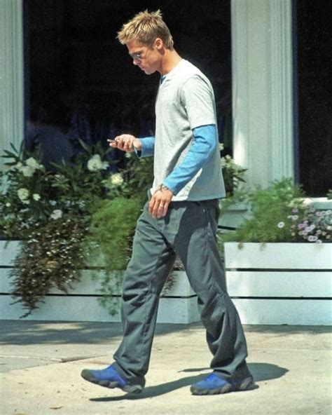 Brad Pitt | Moda del rock, Moda vintage de los 90, Cortes de pelo hombre
