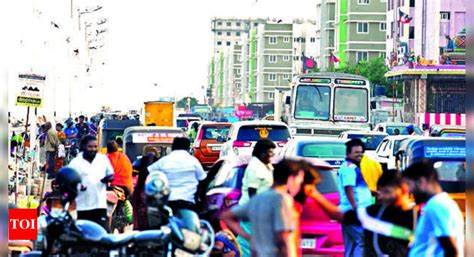 Madras HC: What 'Singara Chennai' when roads encroached? | Chennai News ...