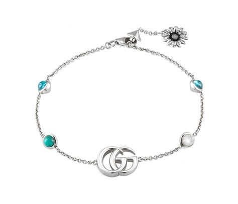 『珠宝』Gucci 推出 Icon 系列珠宝新作：珐琅花叶与双「G」标志 | iDaily Jewelry · 每日珠宝杂志